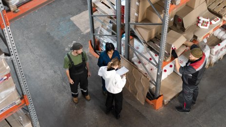 Есента започва със сериозен спад на свободните работни места у нас