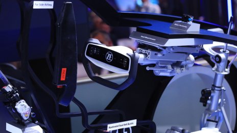 ZF влага стотици милиони евро в трансформацията на своя завод в Саарбрюкен