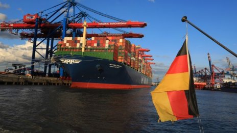 Германската икономика регистрира рекорден тримесечен спад 