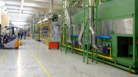 Почти 35% от фирмите имат намаление в приходите от продажби през юли