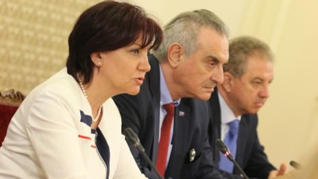 И НФСБ застанаха зад ГЕРБ за свикване на Велико народно събрание