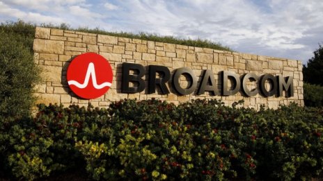 Broadcom ще продаде компоненти на Apple за 15 млрд. долара