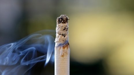 Дискриминирани ли са непушачите и заслужават ли повече отпуск?