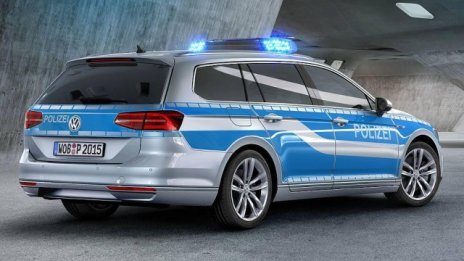 Хибриден Passat ще служи на полицията в Германия