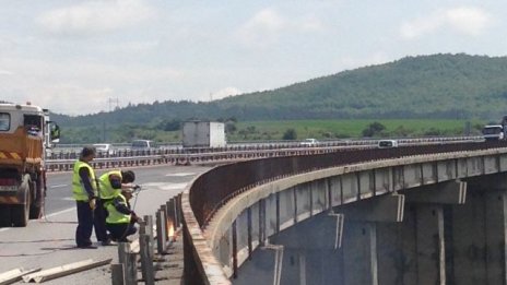 Пътната агенция пусна търгове за ремонт на пътища за 171 млн. лева