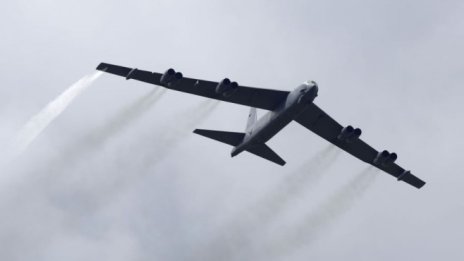 Американски бомбардировач Б-52 е прелетял над Близкия изток