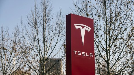 Tesla предаде короната на BYD след ужасна година в Европа