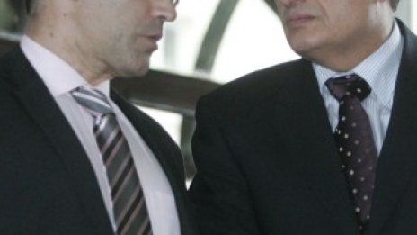 Дянков: Покриваме само главницата и лихвите по облигационния заем от 2002 г.