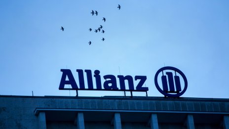 Allianz бележи ръст на печалбата за тримесечието с подкрепата на застраховането