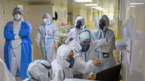 Проф. Витанов: 70 хил. заразени в края на ноември е оптимистична прогноза