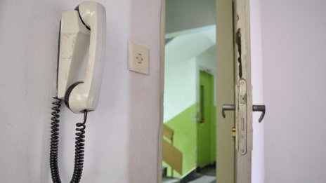 Мнозинството общини не одобряват настаняването на нуждаещи се семейства в необитавани жилища