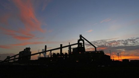 Германското индустриално производство с най-голям месечен спад от 8 години