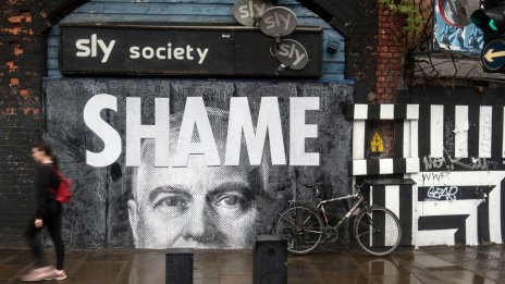 Български бизнесмен купи апартамент на Джефри Епстийн в Париж за 10 млн. евро