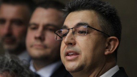 Как реагираха политическите лидери на кандидатурата на Пламен Николов?