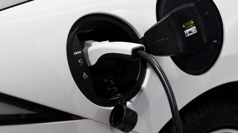 Взрив на електромобил предизвика забрани в сгради и паркинги в Южна Корея