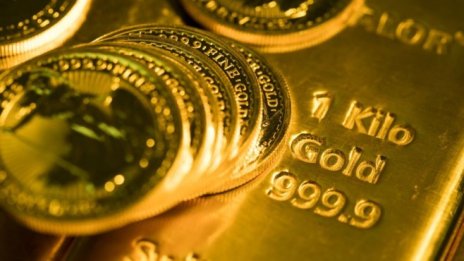 Инвеститорите в злато не бързат да продават въпреки перспективите пред лихвите