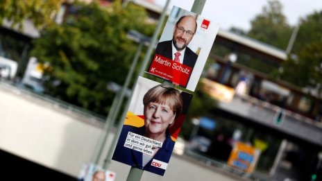 Партията на Ангела Меркел увеличава преднината си пред социалдемократите