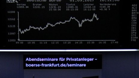 Драги успокои европейските инвеститори