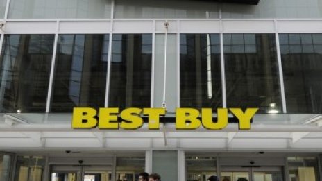 Основателят на Best Buy с оферта да изкупи компанията