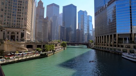 Fitch понижи перспективата си за САЩ до отрицателна