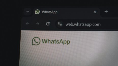 Руски хакери проникват в акаунти на официални лица и журналисти в Signal и WhatsApp 