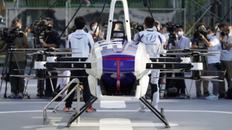 Японски разработчик на летящи коли търси подкрепа от местните власти в Осака