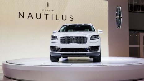 Lincoln планира да съживи продажбите на своя Nautilus с нов дизайн