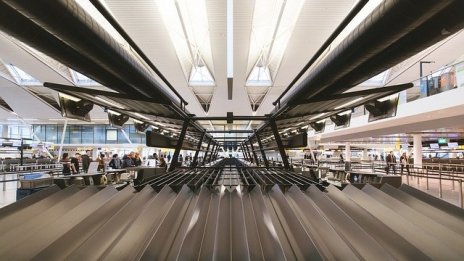 Производителността на труда ускорява ръста си през второто тримесечие