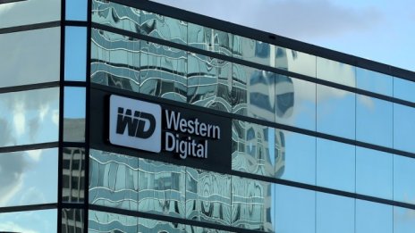 Western Digital иска да се оттегли от наддаването за бизнеса с чипове на Toshiba