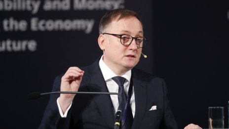 Един от ястребите на ЕЦБ очаква следващите лихвени повишения да са много малки