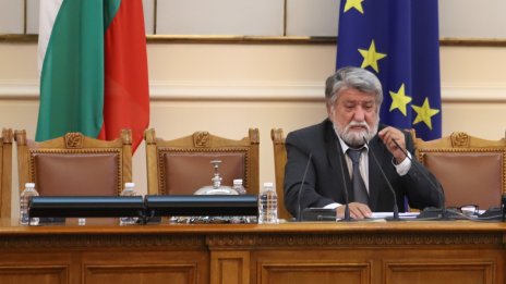 Вежди Рашидов: Със заместниците ще приемем ротационно управление в парламента