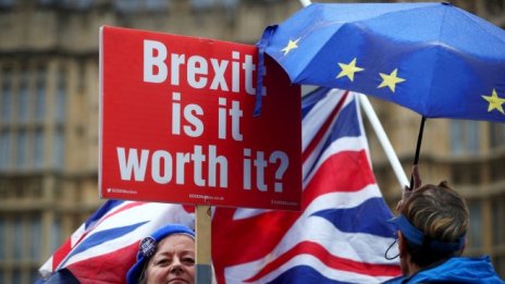 Как ще работят и учат българите във Великобритания след Brexit?