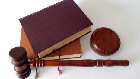 Търг на ислямски съкровища събра 11 млн. долара за деца на бежанци