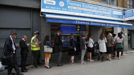 Британският паунд поскъпна до най-високото си ниво тази година