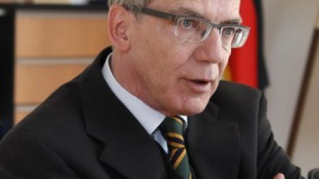 Германия затваря военни бази, за да икономиса средства