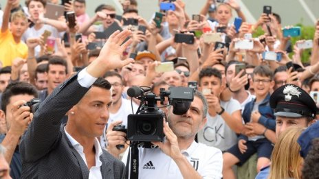 Само 5 човека протестираха в завода на Fiat срещу трансфера на Роналдо