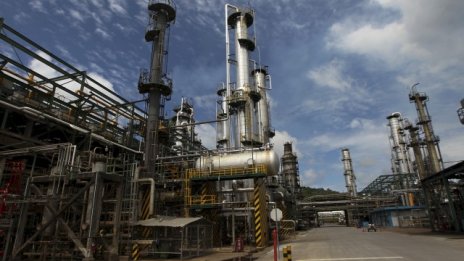 Кофас: Цената на петрола ще достигне 45 долара за барел до края на 2018 г.