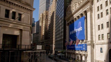 Wall Street започва постепенно съживяване 