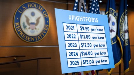 Битката за минимална надница от 15 долара на час в САЩ вече е спечелена