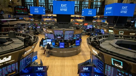 S&P 500 се покачва за първи път от пет сесии*