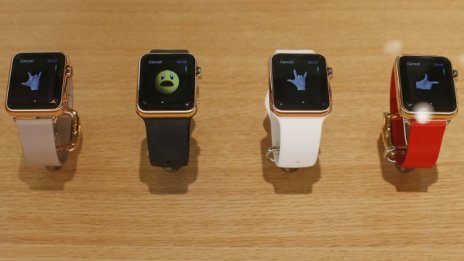 Oнлайн продажбите на Apple Watch в САЩ са спаднали с 90%