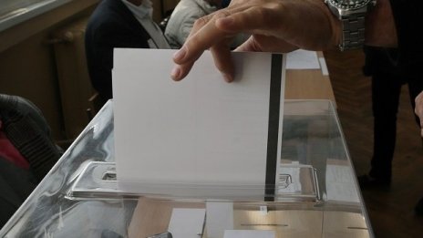 Алфа Рисърч: Увеличават се критичните оценки към стила на управление на страната