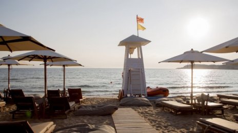 Гърция и Турция отново печелят пред България в борбата за туристи