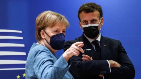 Огромната грешка на Меркел и Макрон в политиката с Русия