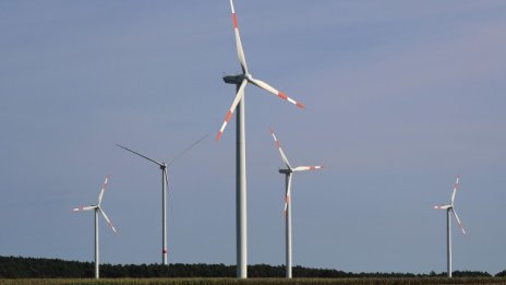 Делът на ВЕИ в Германия се свива заради слабото вятърно производство