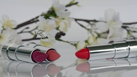 dm България отчита ръст на оборота от 21,9% за шест месеца