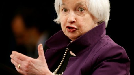 Politico: Времето на Йелън изтича  