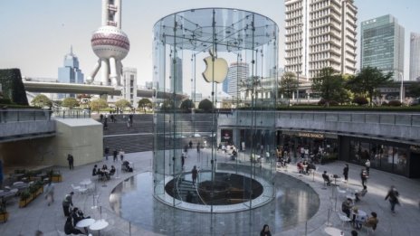 Директорът на Apple, отговарящ за разнообразието на работната сила, напуска