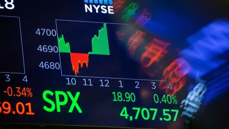 Dow достигна нов рекорд в началото на сесията*