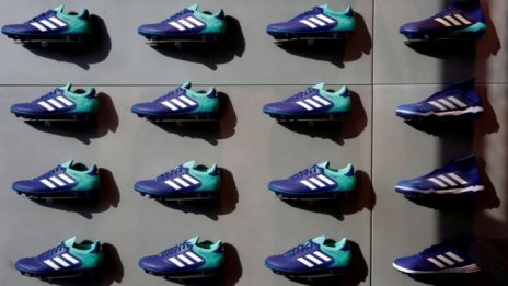 Проблемите на Adidas с доставките приключват